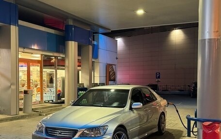 Lexus IS II рестайлинг 2, 2002 год, 900 000 рублей, 6 фотография