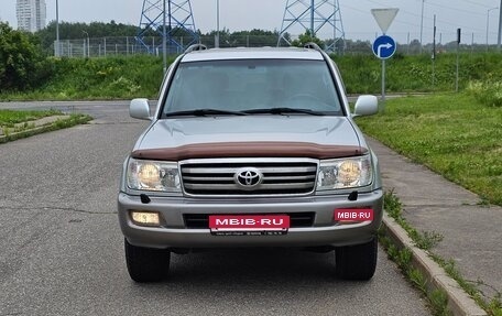 Toyota Land Cruiser 100 рестайлинг 2, 2006 год, 2 790 000 рублей, 7 фотография