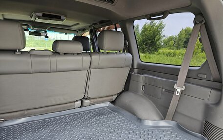 Toyota Land Cruiser 100 рестайлинг 2, 2006 год, 2 790 000 рублей, 20 фотография