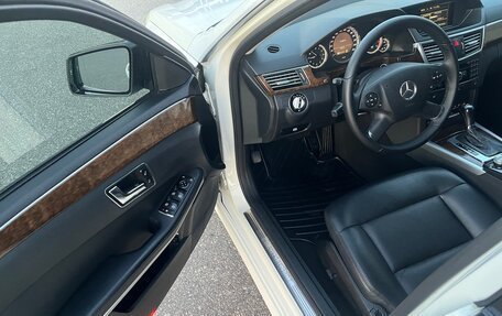Mercedes-Benz E-Класс, 2009 год, 1 150 000 рублей, 18 фотография