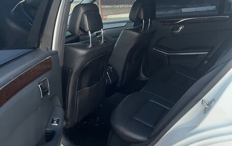 Mercedes-Benz E-Класс, 2009 год, 1 150 000 рублей, 19 фотография