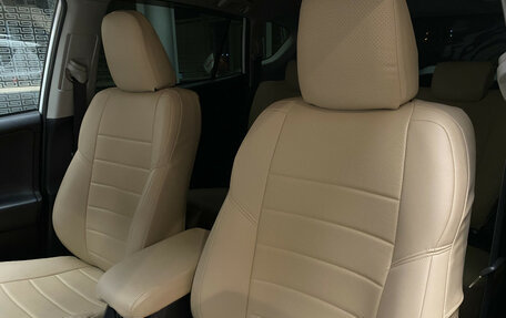 Toyota RAV4, 2017 год, 2 390 000 рублей, 26 фотография