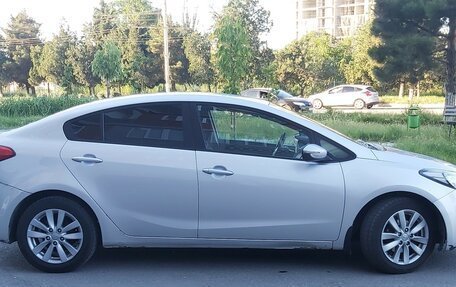 KIA Cerato III, 2014 год, 890 000 рублей, 3 фотография