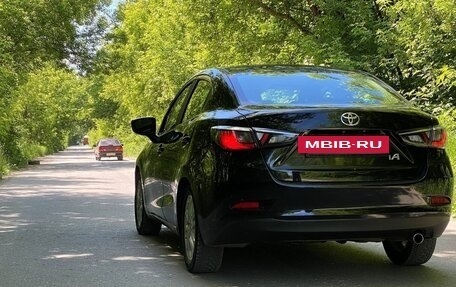 Toyota Yaris, 2017 год, 1 350 000 рублей, 5 фотография