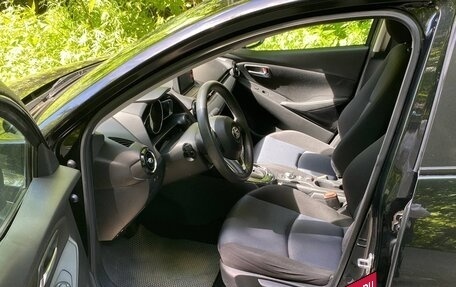 Toyota Yaris, 2017 год, 1 350 000 рублей, 8 фотография