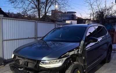 Volkswagen Tiguan II, 2022 год, 900 000 рублей, 1 фотография