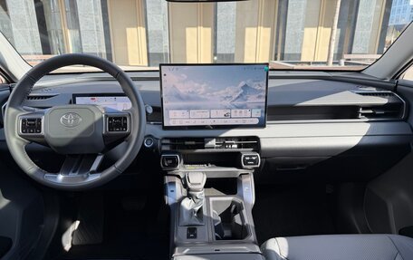 Toyota RAV4, 2026 год, 3 799 000 рублей, 10 фотография