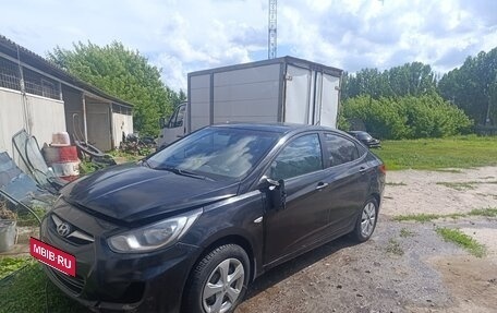 Hyundai Solaris II рестайлинг, 2011 год, 150 000 рублей, 4 фотография