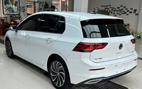 Volkswagen Golf VIII, 2023 год, 1 670 000 рублей, 4 фотография