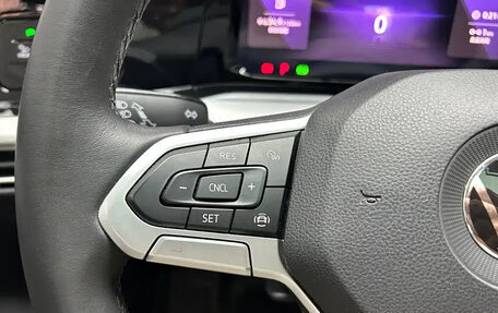 Volkswagen Golf VIII, 2023 год, 1 670 000 рублей, 12 фотография