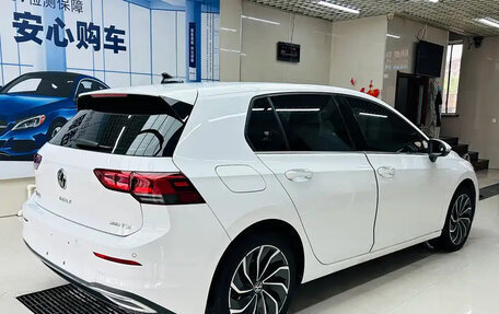 Volkswagen Golf VIII, 2023 год, 1 670 000 рублей, 5 фотография