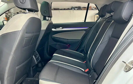 Volkswagen Golf VIII, 2023 год, 1 670 000 рублей, 27 фотография