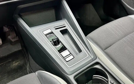 Volkswagen Golf VIII, 2023 год, 1 670 000 рублей, 20 фотография