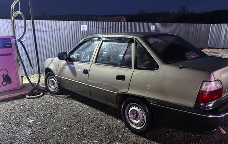 Daewoo Nexia I рестайлинг, 2000 год, 70 000 рублей, 4 фотография