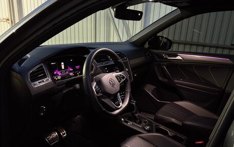 Volkswagen Tiguan II, 2022 год, 900 000 рублей, 8 фотография