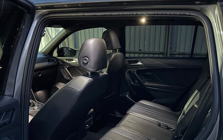 Volkswagen Tiguan II, 2022 год, 900 000 рублей, 11 фотография
