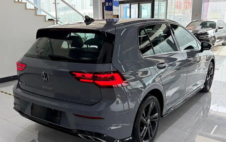 Volkswagen Golf VIII, 2023 год, 1 650 000 рублей, 5 фотография