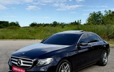 Mercedes-Benz E-Класс, 2019 год, 3 100 000 рублей, 1 фотография