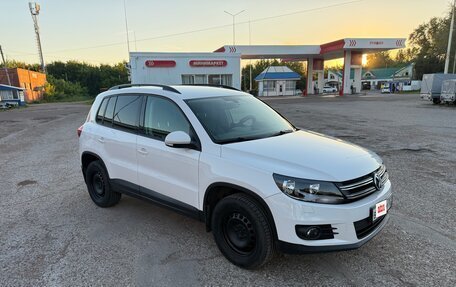 Volkswagen Tiguan I, 2013 год, 1 090 000 рублей, 2 фотография