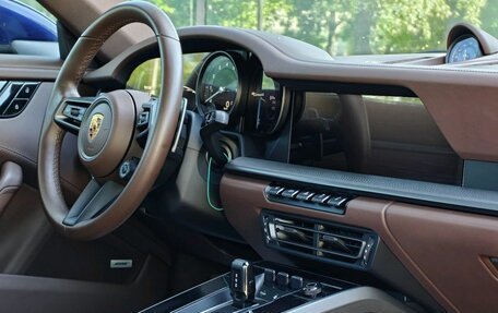 Porsche 911, 2021 год, 16 000 000 рублей, 13 фотография