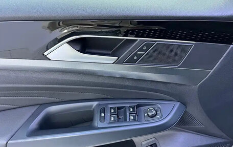 Volkswagen Passat B8 рестайлинг, 2023 год, 1 800 000 рублей, 13 фотография