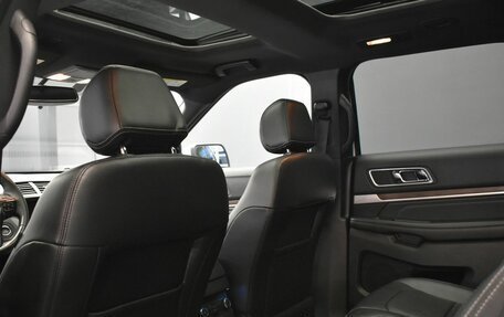 Ford Explorer VI, 2016 год, 2 370 000 рублей, 29 фотография