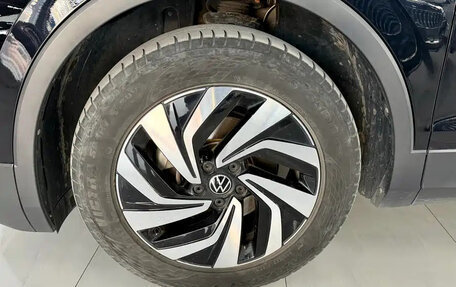 Volkswagen Tiguan II, 2023 год, 2 000 000 рублей, 14 фотография
