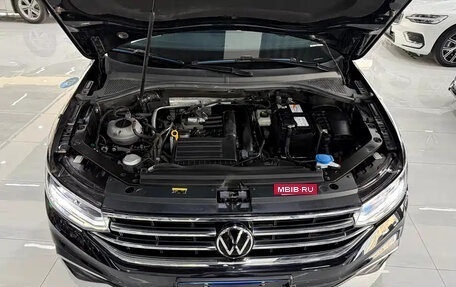 Volkswagen Tiguan II, 2023 год, 2 000 000 рублей, 13 фотография