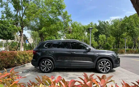 Volkswagen Tharu, 2023 год, 1 600 000 рублей, 2 фотография