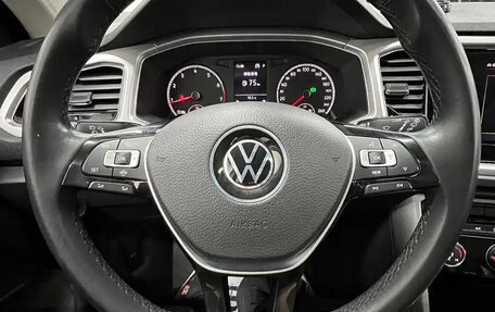 Volkswagen T-Roc I, 2023 год, 1 400 000 рублей, 7 фотография
