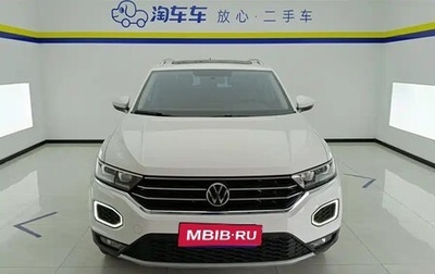 Volkswagen T-Roc I, 2023 год, 1 400 000 рублей, 1 фотография