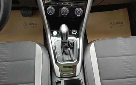 Volkswagen T-Roc I, 2023 год, 1 400 000 рублей, 11 фотография