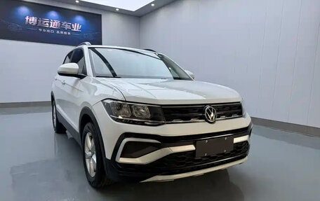 Volkswagen T-Cross I, 2023 год, 1 300 000 рублей, 2 фотография