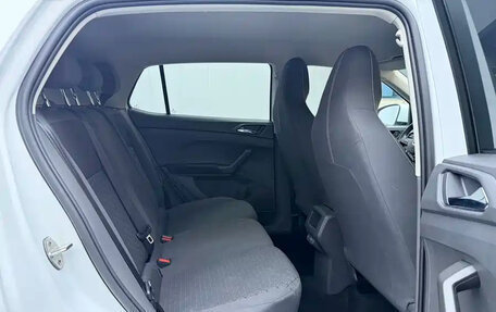 Volkswagen T-Cross I, 2023 год, 1 300 000 рублей, 11 фотография