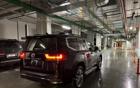 Toyota Land Cruiser, 2024 год, 14 000 000 рублей, 3 фотография