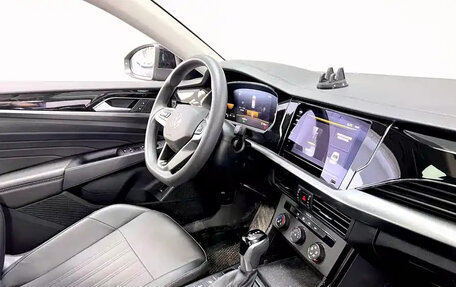 Volkswagen Passat, 2025 год, 1 900 000 рублей, 9 фотография