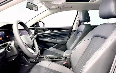 Volkswagen Passat, 2025 год, 1 900 000 рублей, 11 фотография