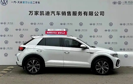 Volkswagen T-Roc I, 2025 год, 2 050 000 рублей, 3 фотография
