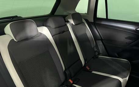 Volkswagen Tiguan II, 2020 год, 2 500 000 рублей, 15 фотография