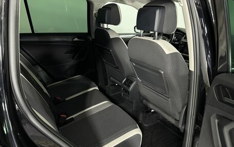 Volkswagen Tiguan II, 2020 год, 2 500 000 рублей, 16 фотография