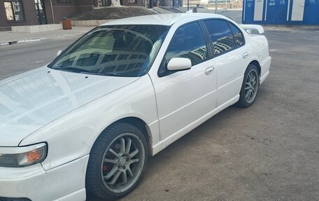 Nissan Cefiro II, 1997 год, 550 000 рублей, 2 фотография