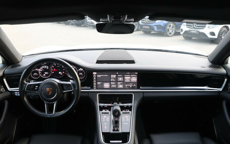 Porsche Panamera II рестайлинг, 2018 год, 7 100 000 рублей, 13 фотография