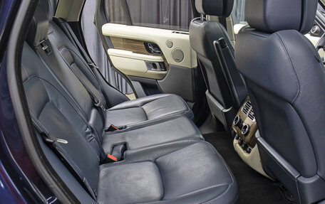 Land Rover Range Rover IV рестайлинг, 2018 год, 7 798 000 рублей, 11 фотография