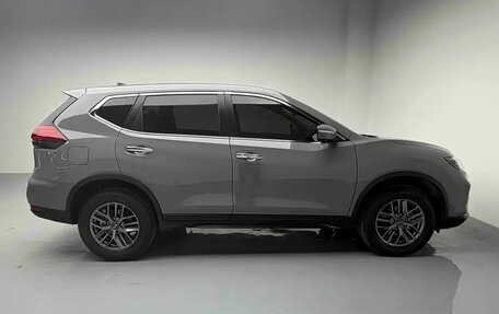 Nissan X-Trail, 2025 год, 2 000 000 рублей, 4 фотография