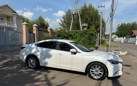 Mazda 6, 2017 год, 1 999 000 рублей, 4 фотография