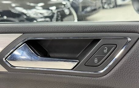 Volkswagen Touran III, 2022 год, 1 910 010 рублей, 9 фотография