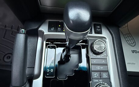 Toyota Land Cruiser 200, 2021 год, 11 200 000 рублей, 25 фотография
