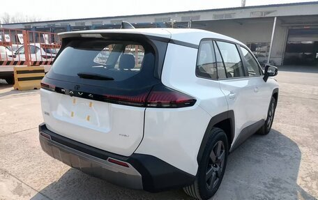 Toyota RAV4, 2026 год, 4 280 000 рублей, 6 фотография