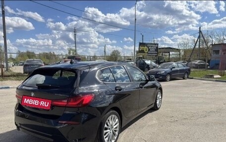 BMW 1 серия, 2021 год, 2 450 000 рублей, 10 фотография