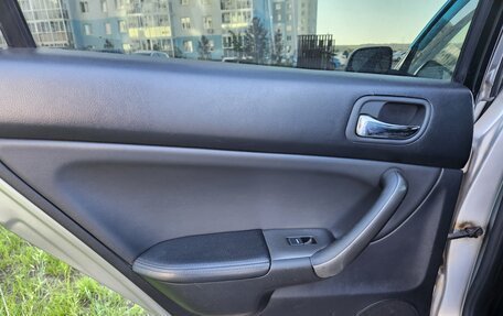 Honda Accord VII рестайлинг, 2006 год, 900 000 рублей, 17 фотография